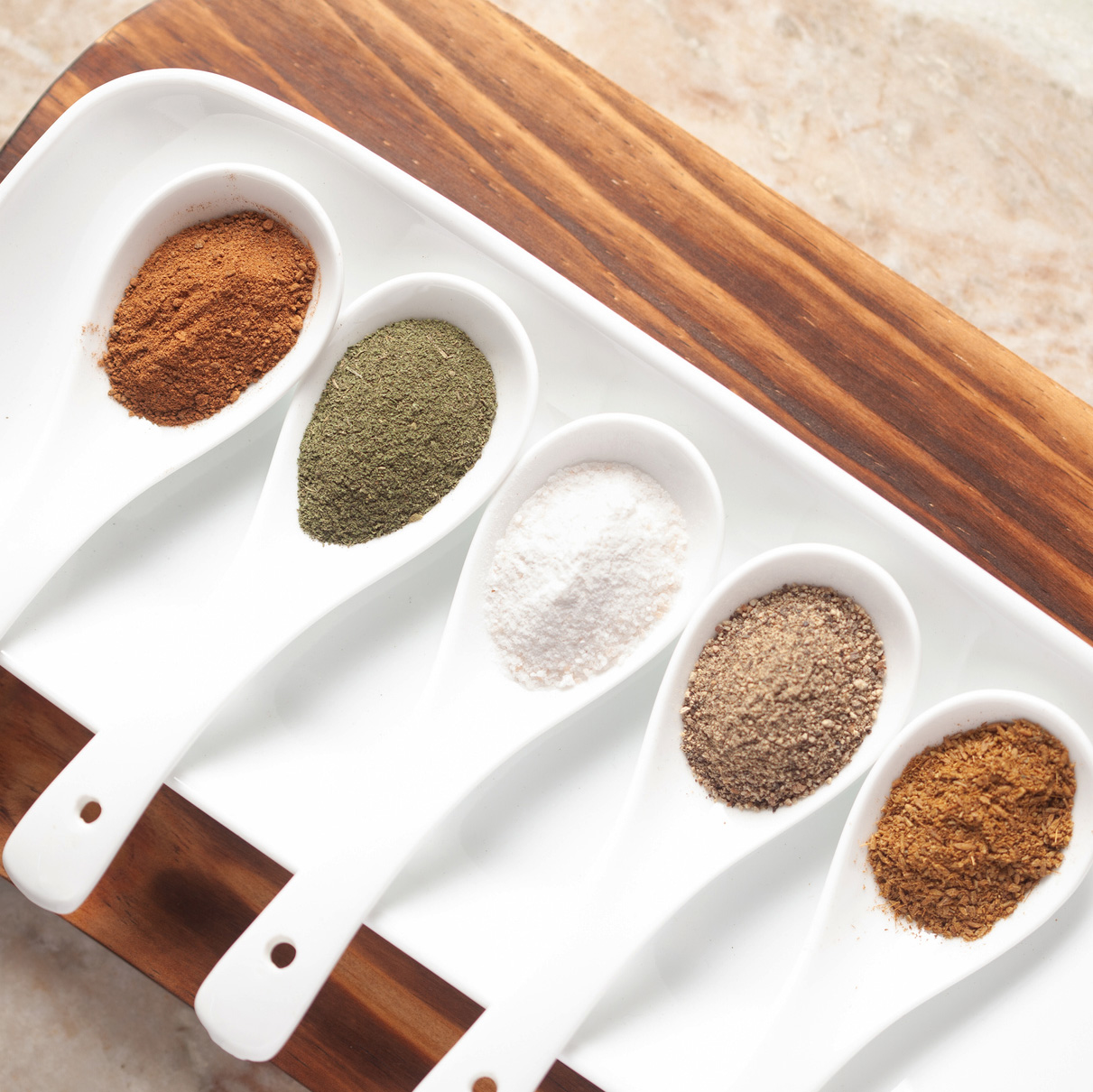 KYOCERA > salt pepper and spice ceramic grinding mills